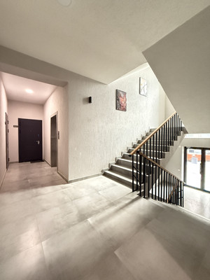 Продам трехкомнатную (3-комн.) квартиру, Тарчокова ул, 125кб, Нальчик г