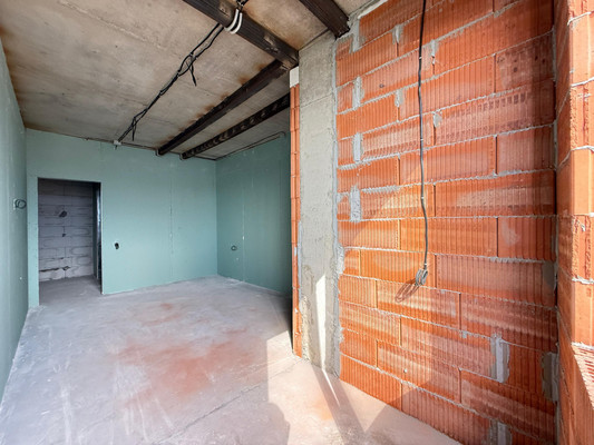 Продам трехкомнатную (3-комн.) квартиру, Эльбрусская ул, 19кг, Нальчик г