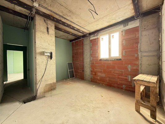 Продам трехкомнатную (3-комн.) квартиру, Эльбрусская ул, 19кг, Нальчик г