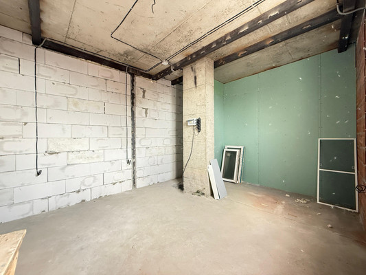 Продам трехкомнатную (3-комн.) квартиру, Эльбрусская ул, 19кг, Нальчик г