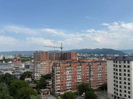 Продам трехкомнатную (3-комн.) квартиру, Эльбрусская ул, 19кг, Нальчик г