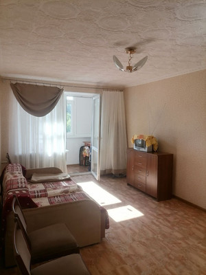 Сдам двухкомнатную (2-комн.) квартиру, Залесская ул, 80, Симферополь г