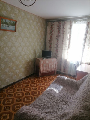 Сдам двухкомнатную (2-комн.) квартиру, Залесская ул, 80, Симферополь г