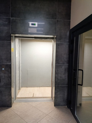 Продам однокомнатную (1-комн.) квартиру, Природная ул, 10Бк1, Знаменский п