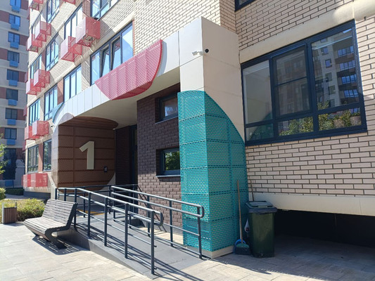 Продам однокомнатную (1-комн.) квартиру, Природная ул, 10Бк1, Знаменский п