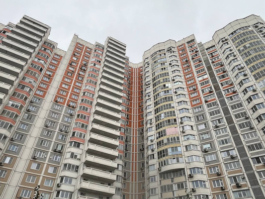 Продам трехкомнатную (3-комн.) квартиру, Мироновская ул, 46к1, Москва г