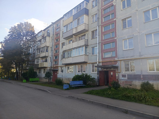Продам трехкомнатную (3-комн.) квартиру, Манина пл, 9, Войсковицы п