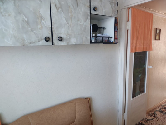 Продам трехкомнатную (3-комн.) квартиру, Манина пл, 9, Войсковицы п