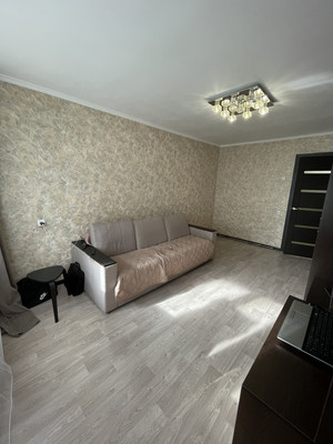 Продам двухкомнатную (2-комн.) квартиру, Ульянова Дмитрия ул, 34, Ялта г