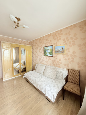 Продам двухкомнатную (2-комн.) квартиру, 40 лет Октября ул, 1, Гаспра пгт