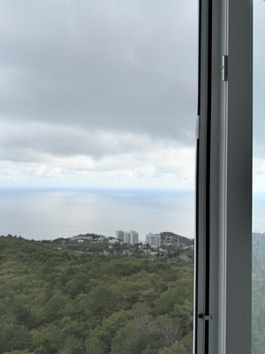 Продам двухкомнатную (2-комн.) квартиру, 40 лет Октября ул, 1, Гаспра пгт