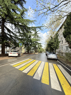 Продам двухкомнатную (2-комн.) квартиру, 40 лет Октября ул, 1, Гаспра пгт