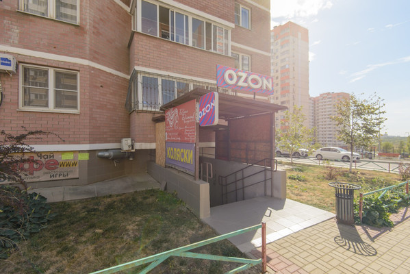 Продам коммерческое помещение 52 м2, Петренко ул, 24, Ростов-на-Дону г