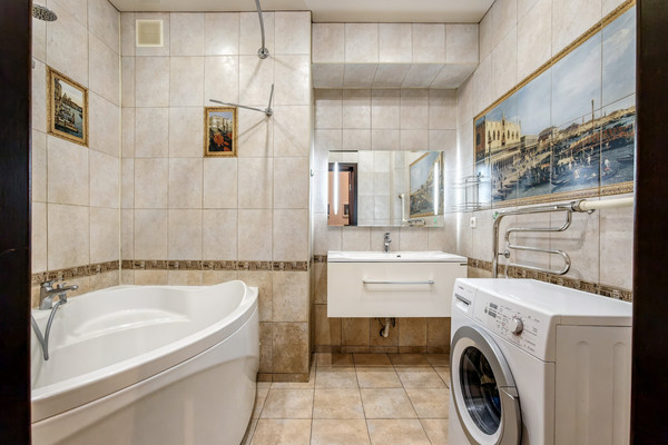 Продам двухкомнатную (2-комн.) квартиру, Комсомольский пр-кт, 19а, Челябинск г
