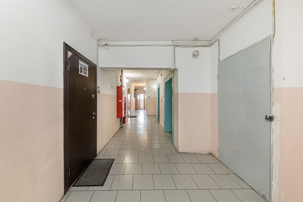 Продам двухкомнатную (2-комн.) квартиру, Комсомольский пр-кт, 19а, Челябинск г