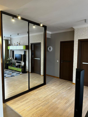 Продам двухкомнатную (2-комн.) квартиру, Майский пер, 1, Калининград г