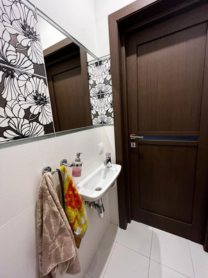 Продам двухкомнатную (2-комн.) квартиру, Майский пер, 1, Калининград г