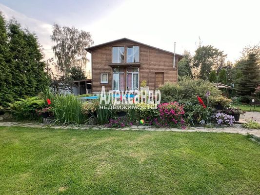 Продам коттедж, 292/1, Новосаратовка д, 4 км от города