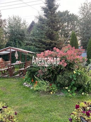 Продам коттедж, 292/1, Новосаратовка д, 4 км от города