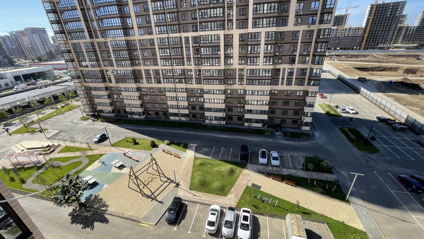 Продам однокомнатную (1-комн.) квартиру, Конгрессная ул, 41к1, Краснодар г