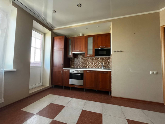 Продам двухкомнатную (2-комн.) квартиру, Маршала Чуйкова ул, 62, Казань г