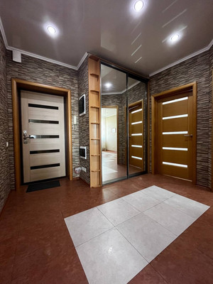 Продам двухкомнатную (2-комн.) квартиру, Маршала Чуйкова ул, 62, Казань г