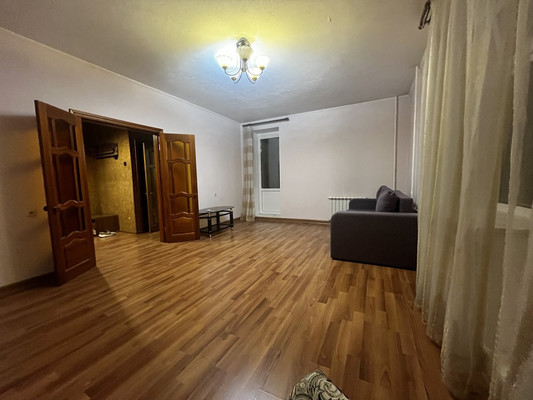 Продам однокомнатную (1-комн.) квартиру, Ямашева пр-кт, 50, Казань г