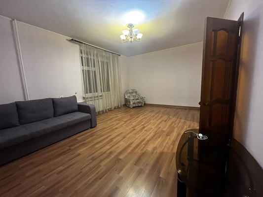 Продам однокомнатную (1-комн.) квартиру, Ямашева пр-кт, 50, Казань г