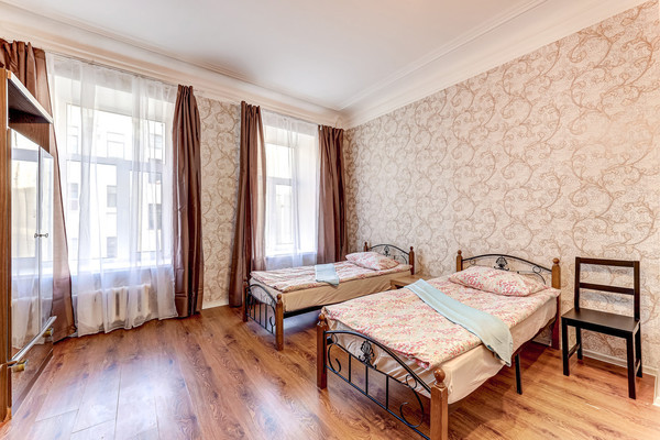 Продам многокомнатную квартиру, Невский пр-кт, 45/2, Санкт-Петербург г