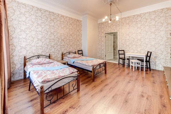 Продам многокомнатную квартиру, Невский пр-кт, 45/2, Санкт-Петербург г