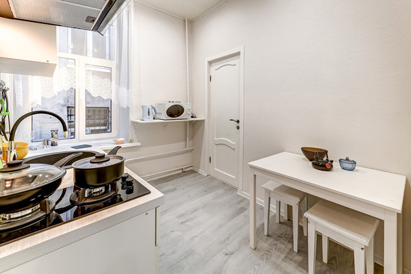 Продам многокомнатную квартиру, Невский пр-кт, 45/2, Санкт-Петербург г