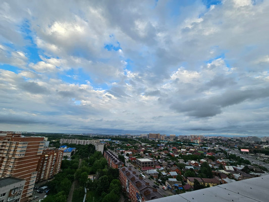 Продам однокомнатную (1-комн.) квартиру, Школьная ул, 1, Краснодар г