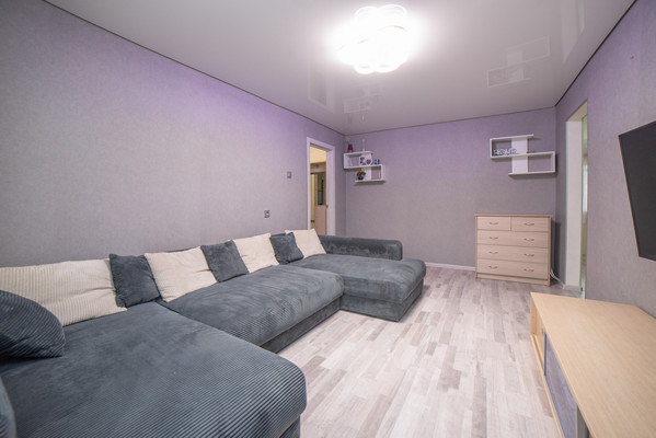 Продам трехкомнатную (3-комн.) квартиру, Волгоградская ул, 43, Екатеринбург г