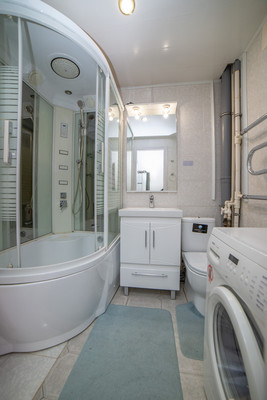 Продам трехкомнатную (3-комн.) квартиру, Волгоградская ул, 43, Екатеринбург г