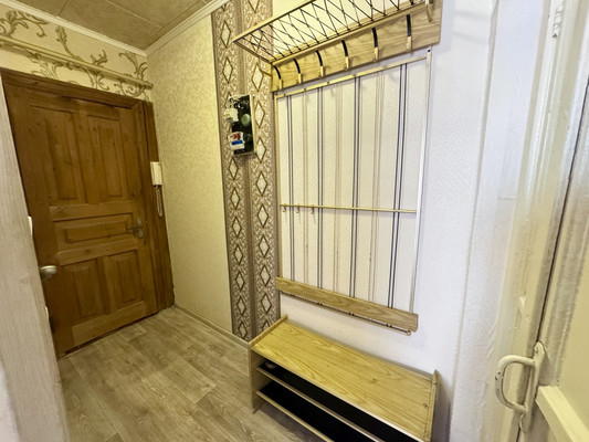 Продам однокомнатную (1-комн.) квартиру, Победы б-р, 8к2, Астрахань г