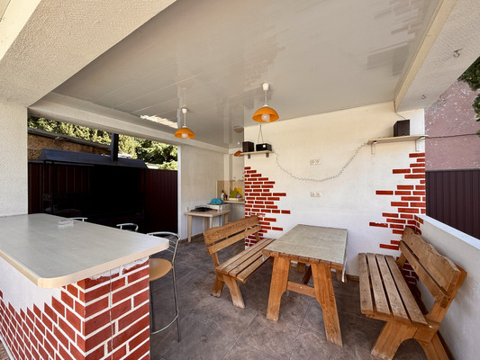 Продам коммерческое помещение 380 м2, Центральная ул, 12, Рыбачье с