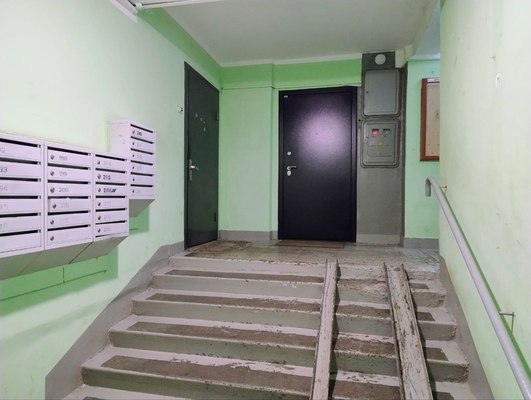 Продам однокомнатную (1-комн.) квартиру, Батайский проезд, , 9, Москва г