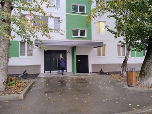 Продам однокомнатную (1-комн.) квартиру, Батайский проезд, , 9, Москва г