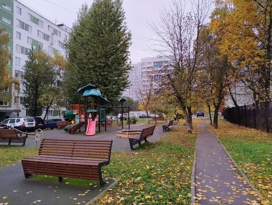 Продам однокомнатную (1-комн.) квартиру, Батайский проезд, , 9, Москва г