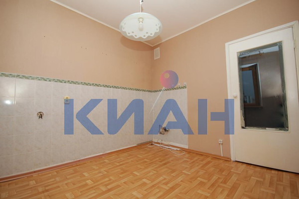 Продам однокомнатную (1-комн.) квартиру, Мате Залки ул, 30, Красноярск г