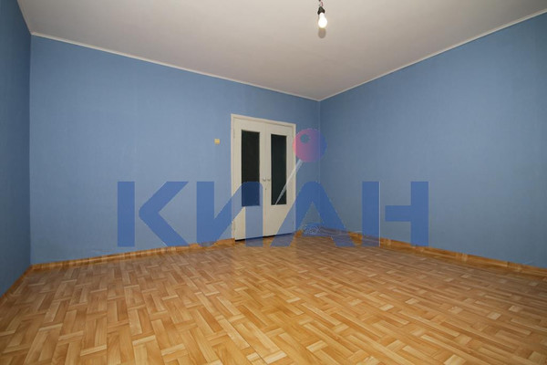 Продам однокомнатную (1-комн.) квартиру, Мате Залки ул, 30, Красноярск г