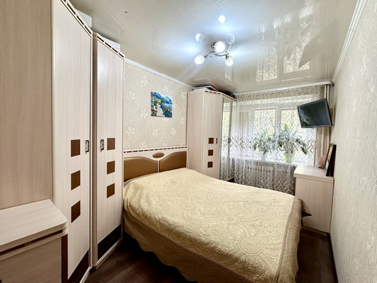Продам трехкомнатную (3-комн.) квартиру, Николая Ветошникова ул, 31, Астрахань г