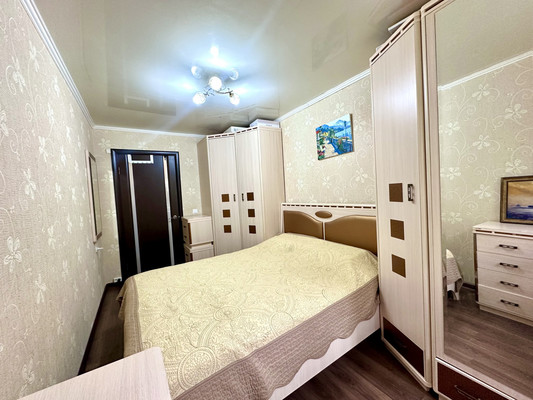 Продам трехкомнатную (3-комн.) квартиру, Николая Ветошникова ул, 31, Астрахань г