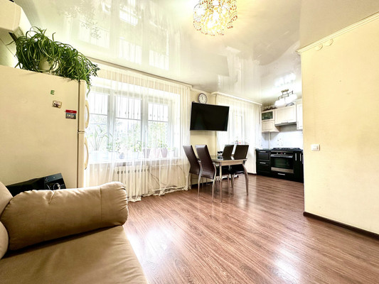 Продам трехкомнатную (3-комн.) квартиру, Николая Ветошникова ул, 31, Астрахань г