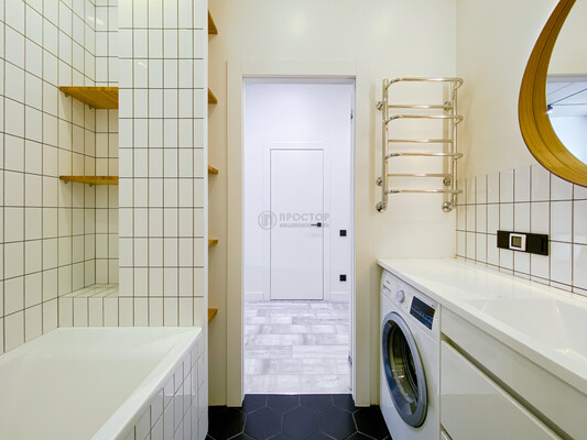 Продам двухкомнатную (2-комн.) квартиру, Хромова ул, 3, Москва г
