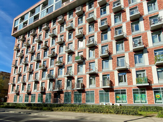 Продам двухкомнатную (2-комн.) квартиру, Хромова ул, 3, Москва г