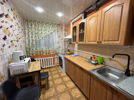 Продам двухкомнатную (2-комн.) квартиру, Деповская ул, 162А, Ишим г