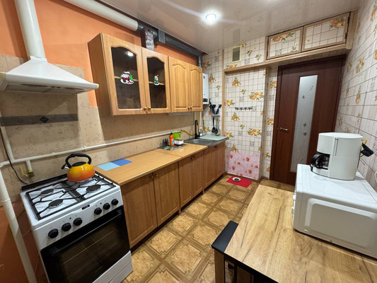 Продам двухкомнатную (2-комн.) квартиру, Деповская ул, 162А, Ишим г