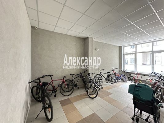 Продам однокомнатную (1-комн.) квартиру, Кременчугская ул, 13к1, Санкт-Петербург г