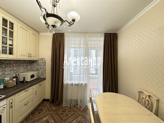 Продам однокомнатную (1-комн.) квартиру, Кременчугская ул, 13к1, Санкт-Петербург г